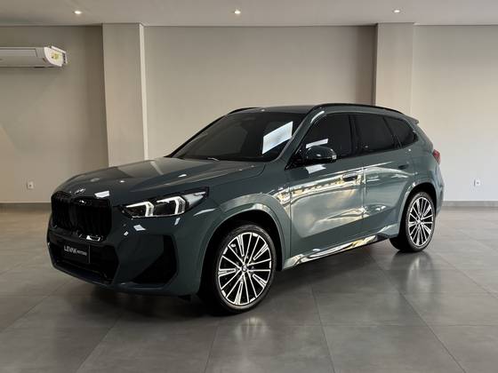 BMW X1 2.0 16V TURBO GASOLINA SDRIVE20I M SPORT STEPTRONIC BMW X1 2.0 16V TURBO GASOLINA SDRIVE20I M SPORT STEPTRONIC